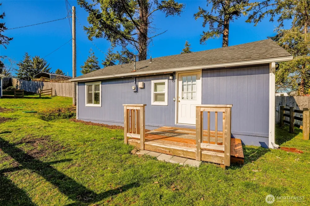 2803 S Woodhill Court Westport, WA 98595