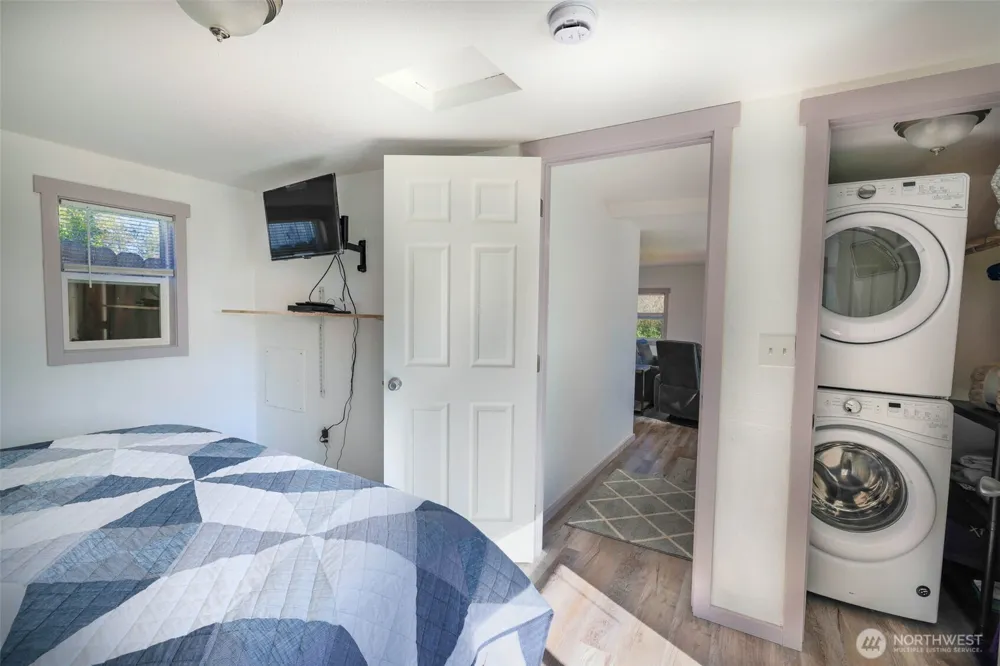2803 S Woodhill Court Westport, WA 98595