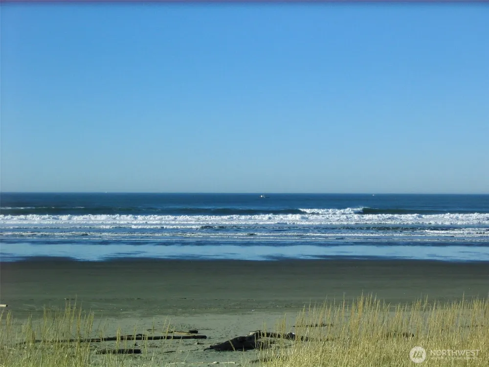 2803 S Woodhill Court Westport, WA 98595