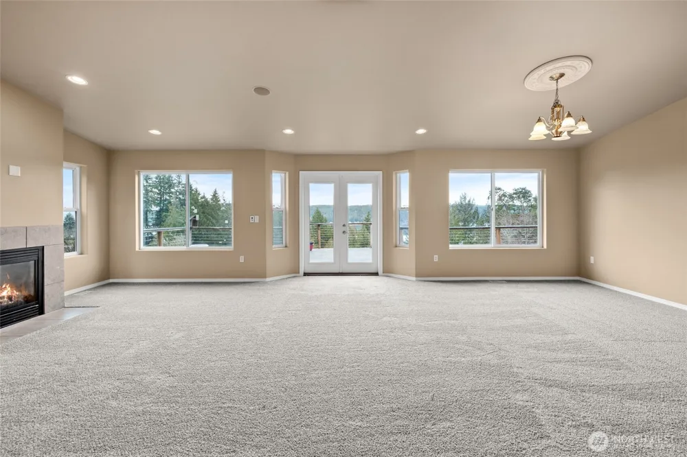 231 E Linda Vista Court Union, WA 98592