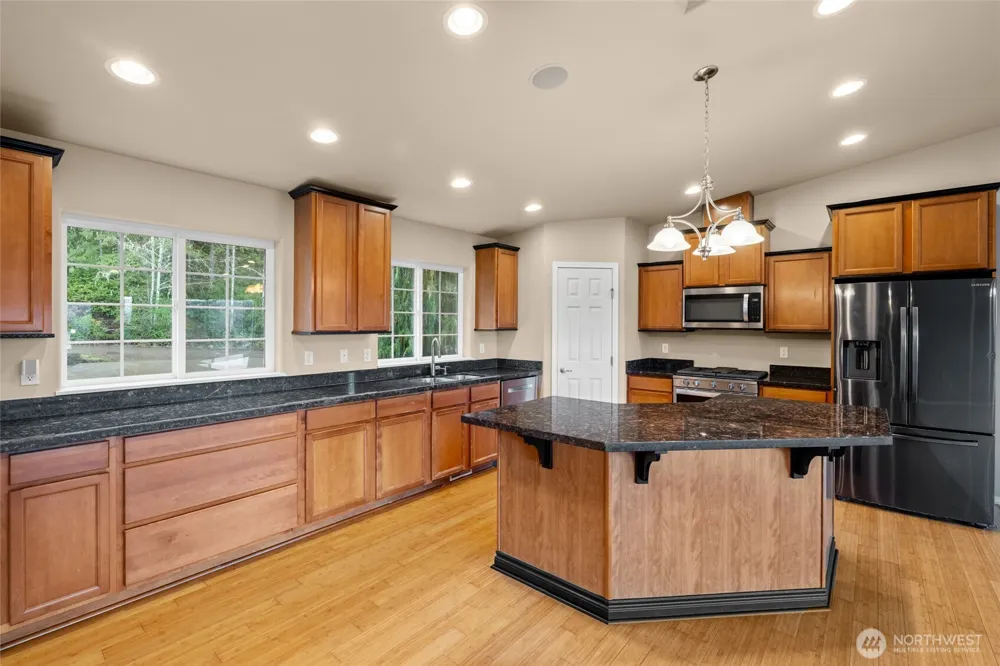 231 E Linda Vista Court Union, WA 98592