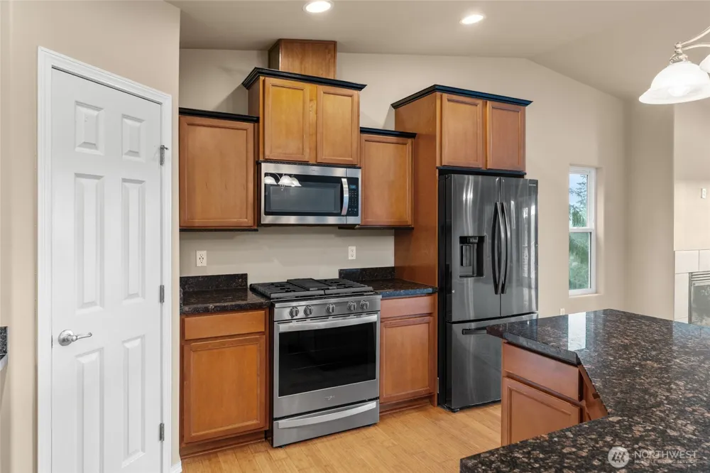 231 E Linda Vista Court Union, WA 98592