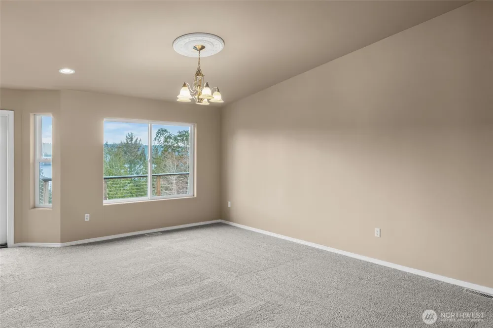 231 E Linda Vista Court Union, WA 98592