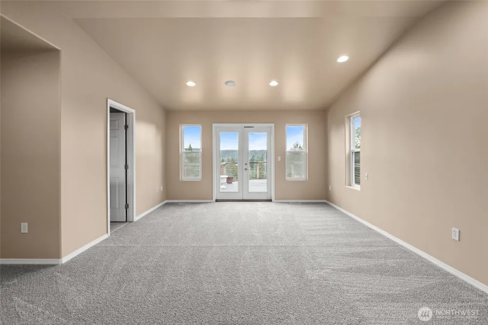 231 E Linda Vista Court Union, WA 98592