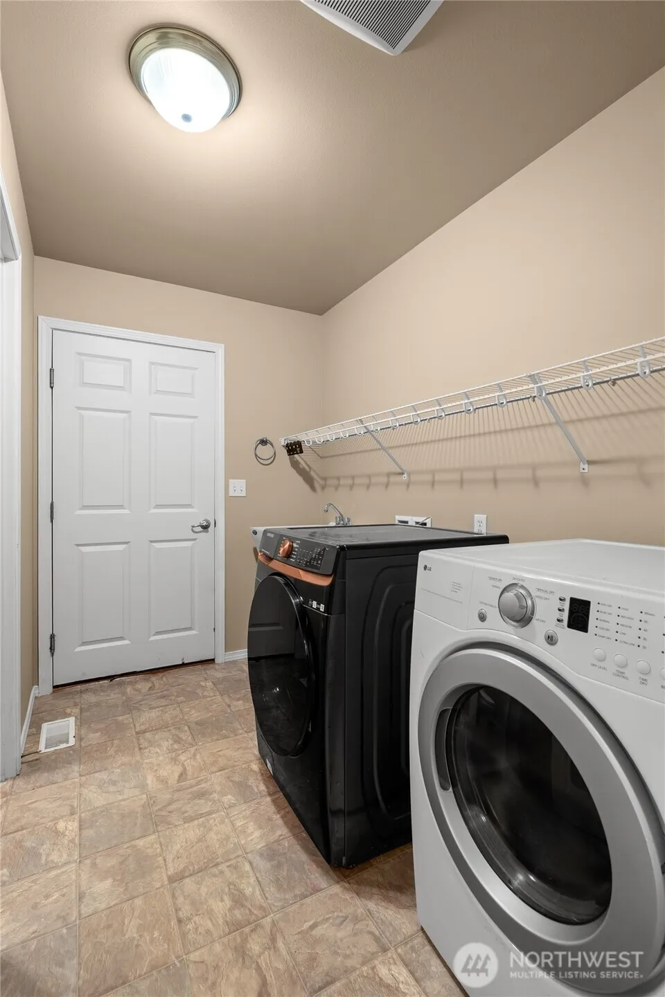 231 E Linda Vista Court Union, WA 98592