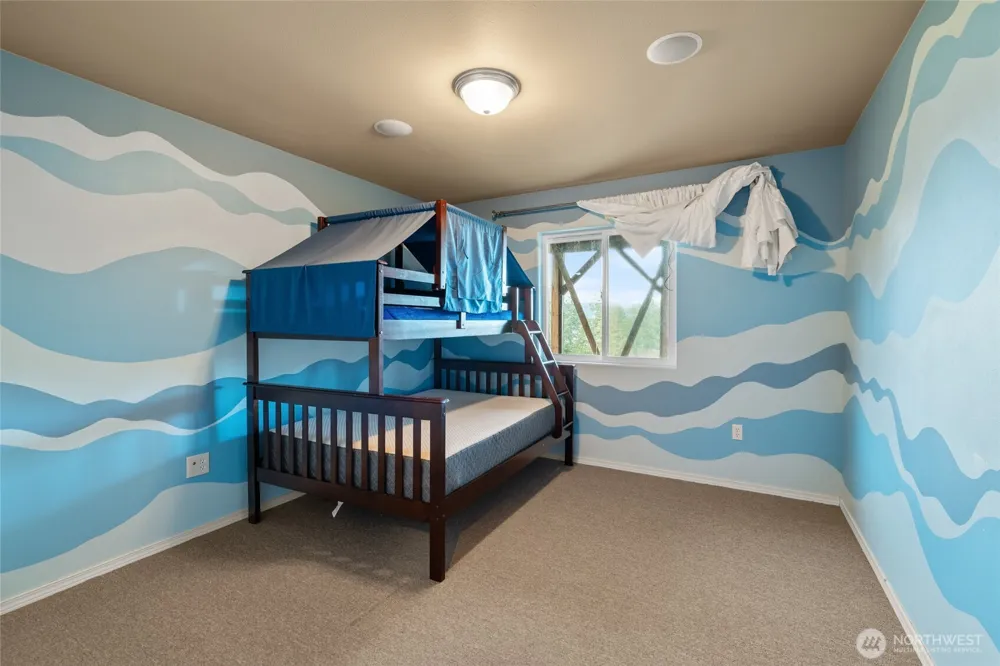 231 E Linda Vista Court Union, WA 98592