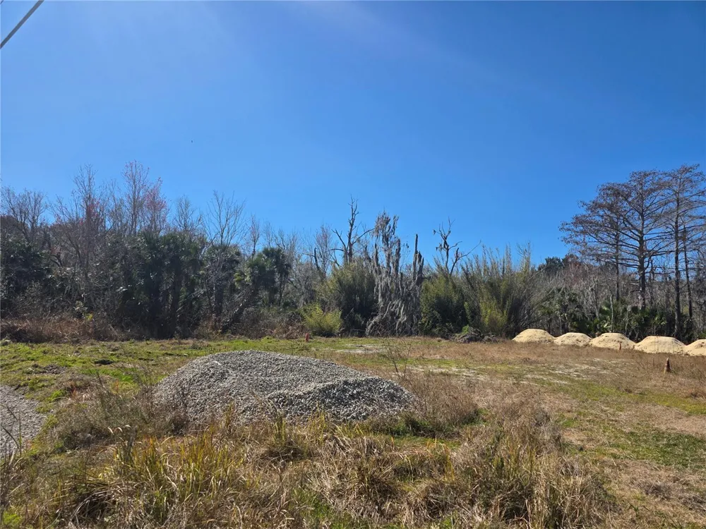 470 STATE ROAD 415 Osteen, FL 32764