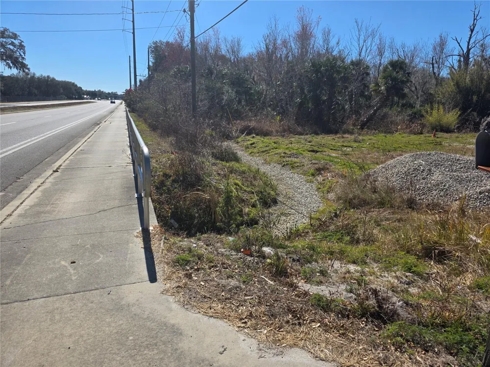 470 STATE ROAD 415 Osteen, FL 32764