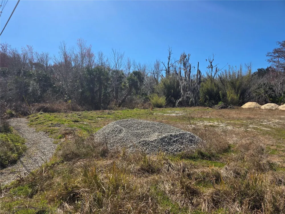 470 STATE ROAD 415 Osteen, FL 32764