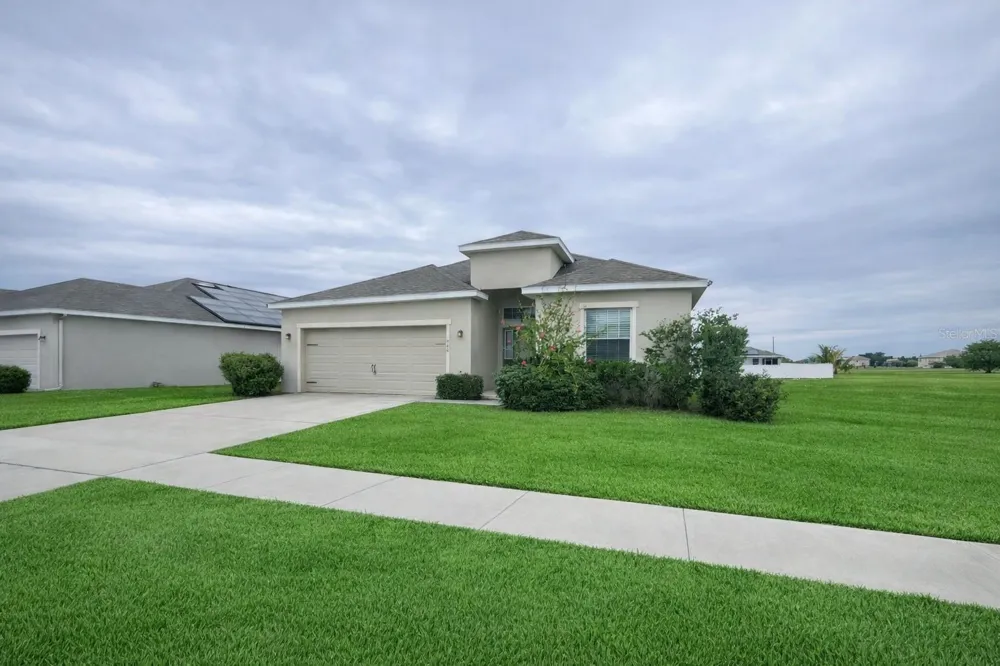446 GLENKIRK WAY Lake Alfred, FL 33850