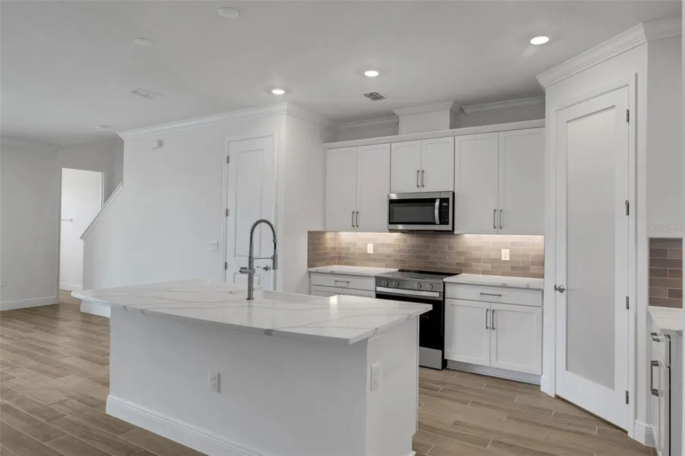 7511 SEA OAK COURT Parrish, FL 34219