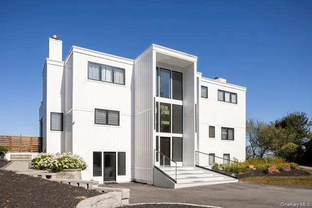 57305 Route 48 Greenport, NY 11944