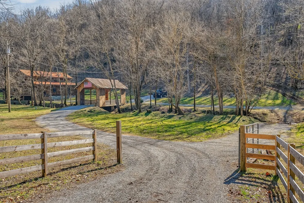 3331 Adamson Branch Rd Liberty, TN 37095