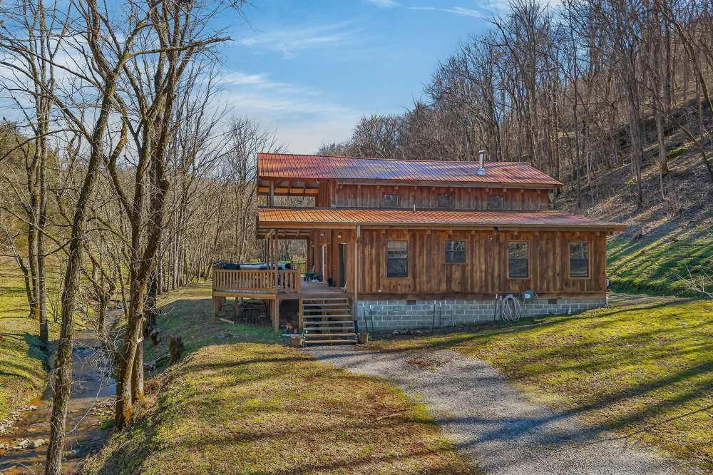 3331 Adamson Branch Rd Liberty, TN 37095