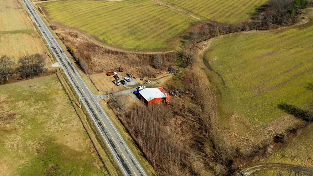 1902 Kinneys Rd Adams, TN 37010