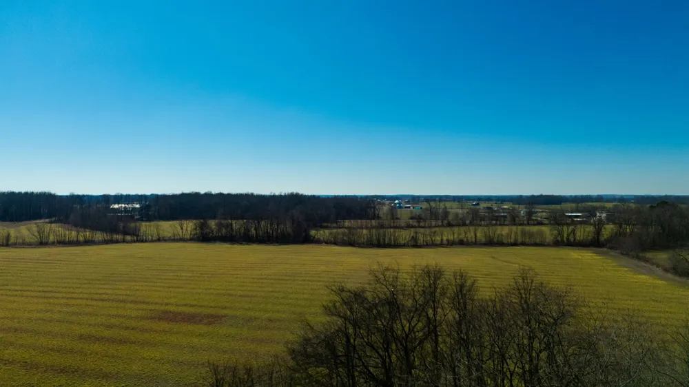 1902 Kinneys Rd Adams, TN 37010