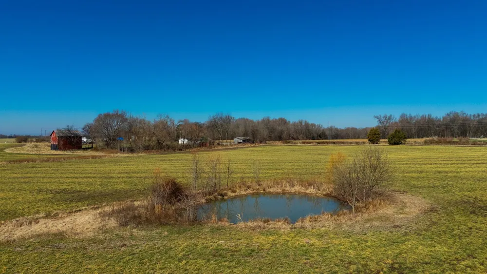 1902 Kinneys Rd Adams, TN 37010