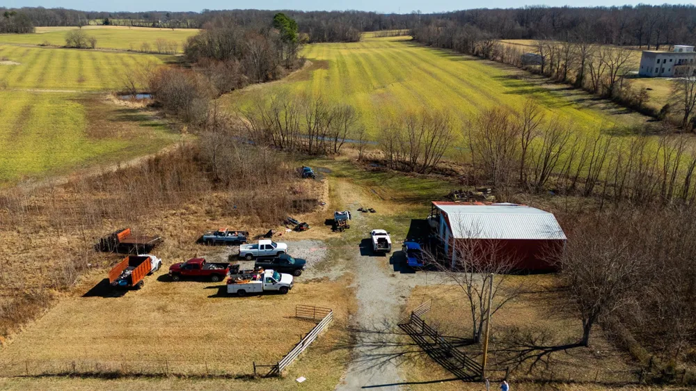 1902 Kinneys Rd Adams, TN 37010