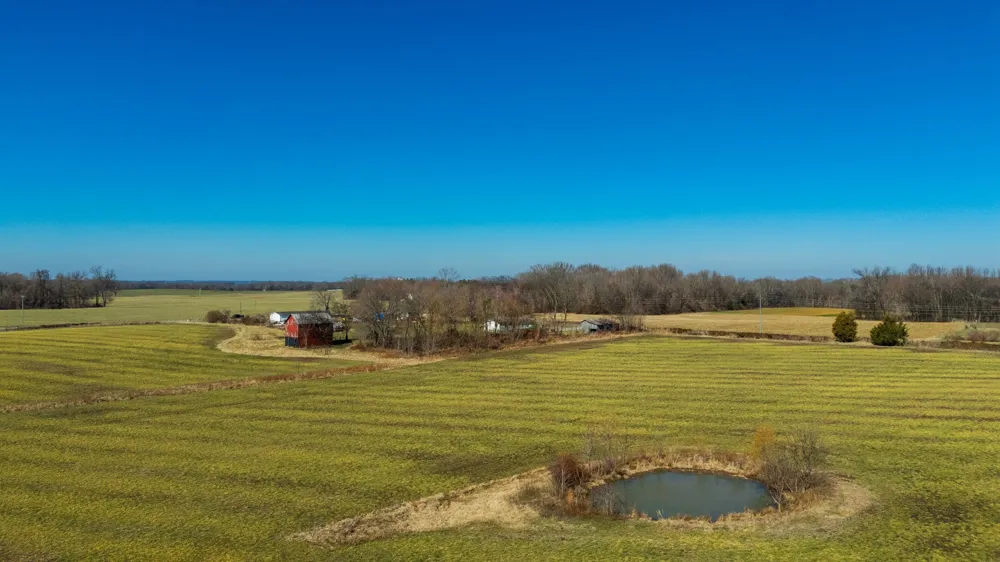 1902 Kinneys Rd Adams, TN 37010