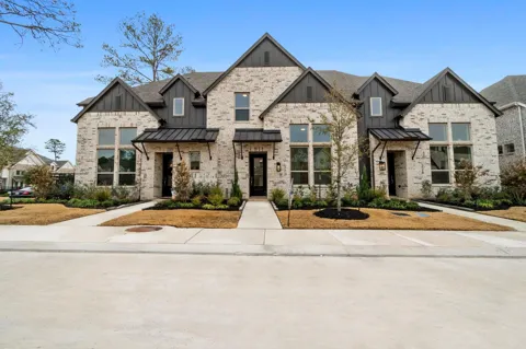 332 Fields Lane