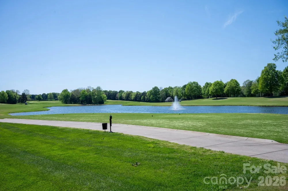 504 Bear Paw Drive Waxhaw, NC 28173