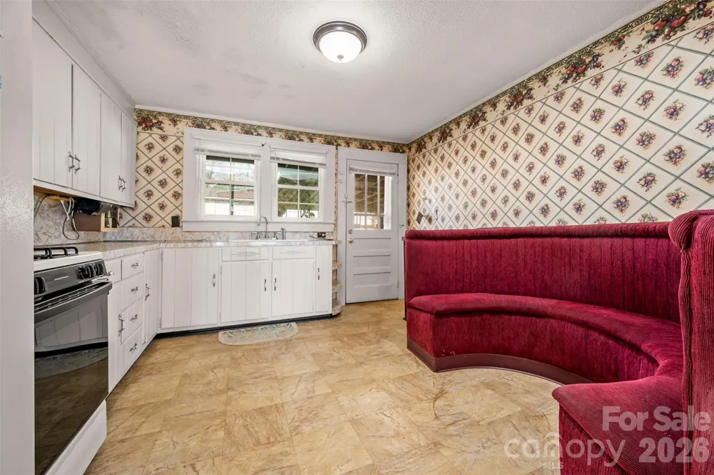 1092 NC 120 Highway Mooresboro, NC 28114