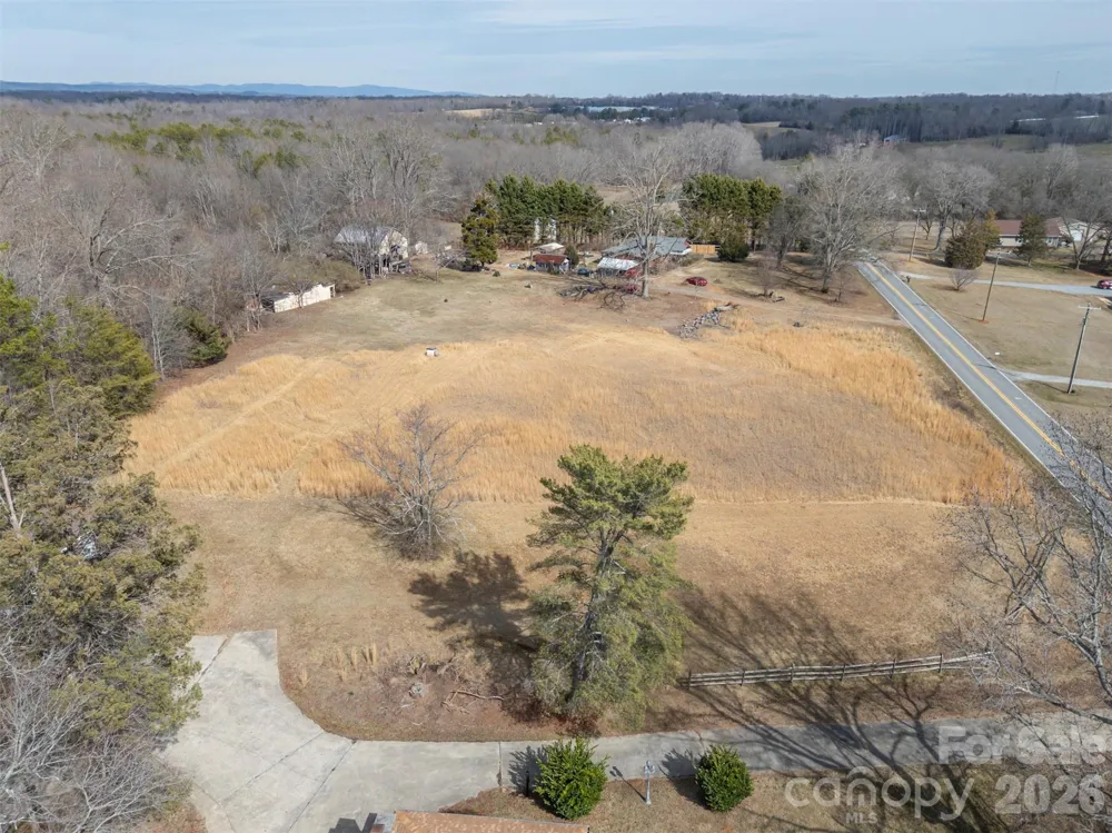 1092 NC 120 Highway Mooresboro, NC 28114