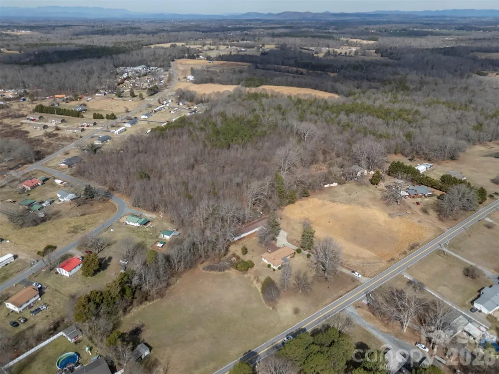 1092 NC 120 Highway Mooresboro, NC 28114