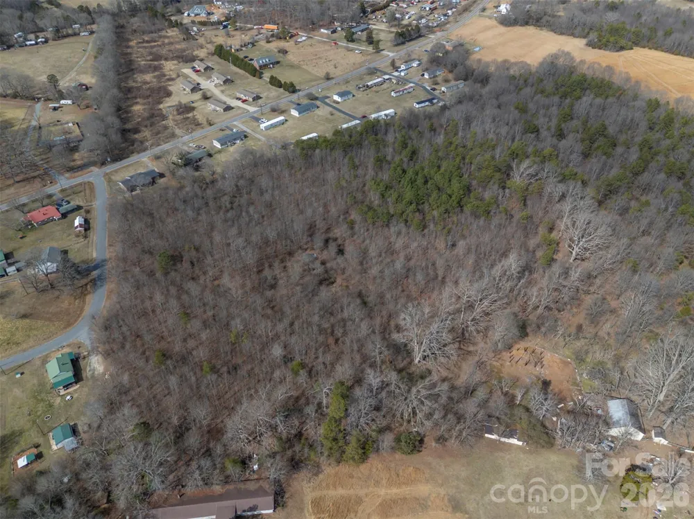 1092 NC 120 Highway Mooresboro, NC 28114