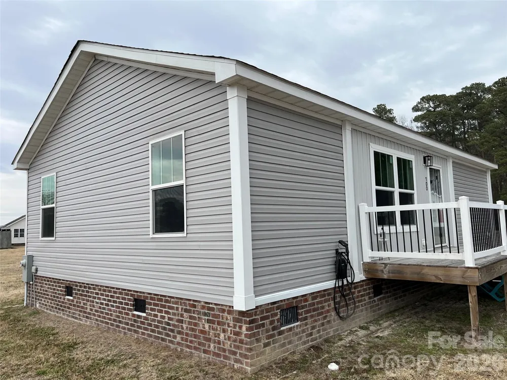 100 Amber Court Whitakers, NC 27891