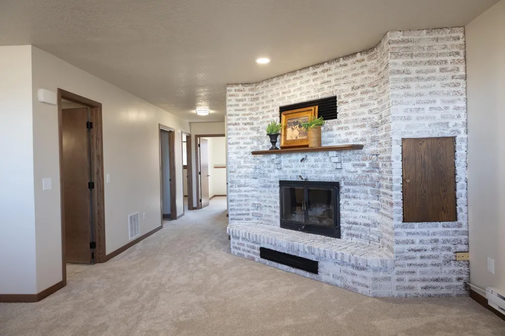 1961 S Shore Drive Worthington, MN 56187