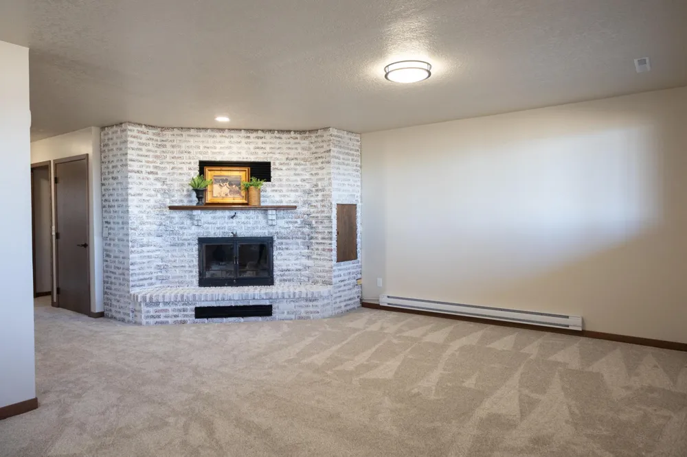 1961 S Shore Drive Worthington, MN 56187
