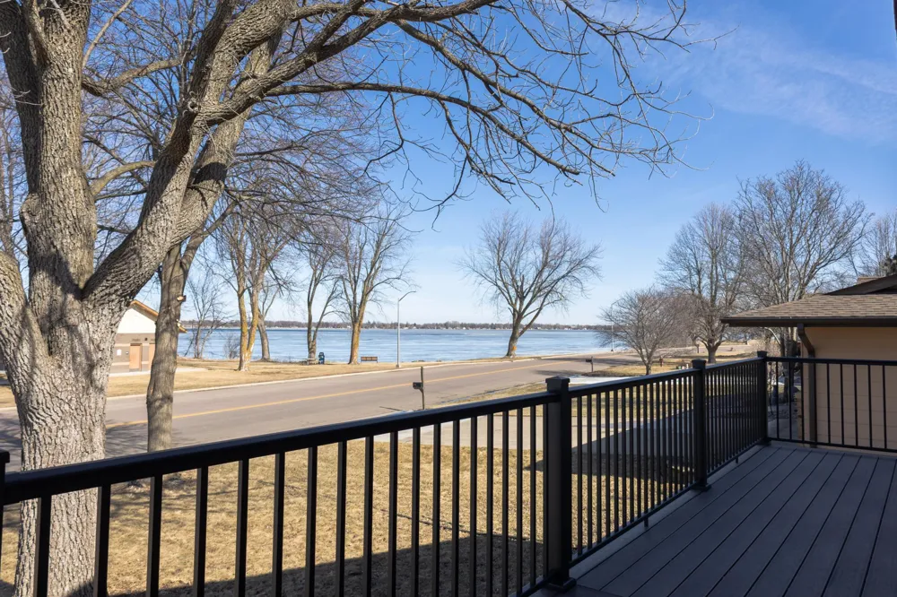 1961 S Shore Drive Worthington, MN 56187