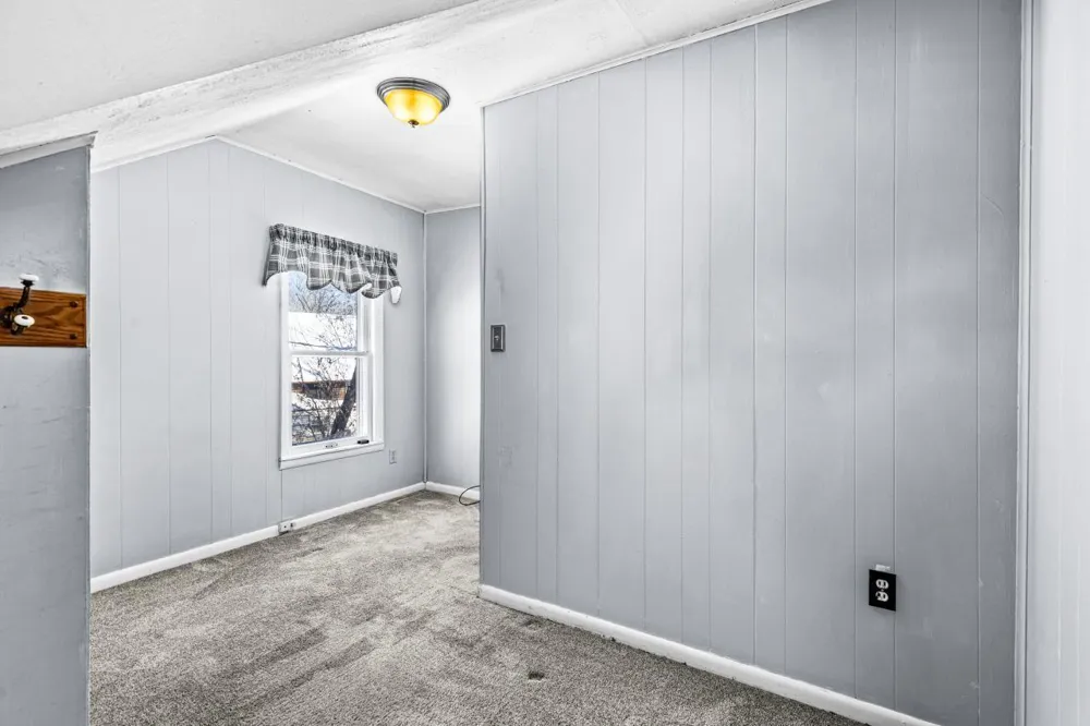 302 River Bluff Avenue Sandstone, MN 55072