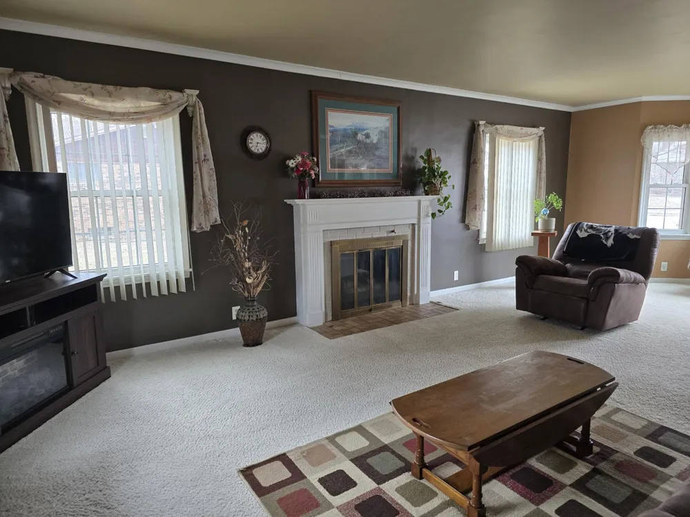 405 Clary Street W Worthington, MN 56187
