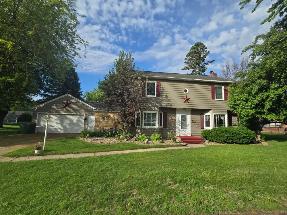 405 Clary Street W Worthington, MN 56187