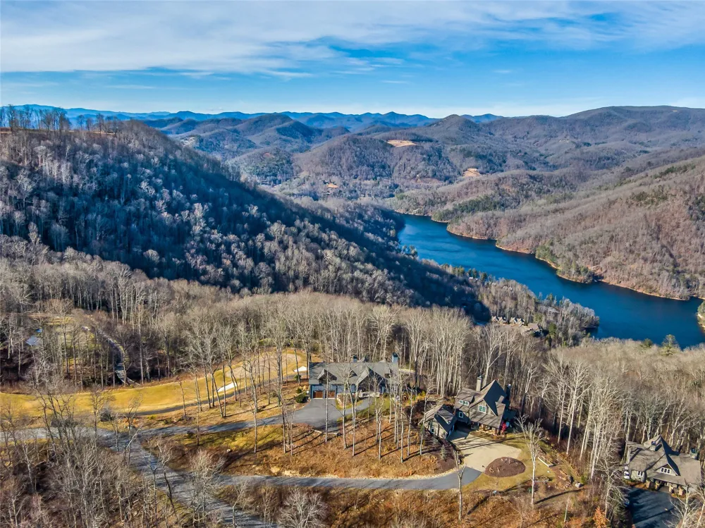 1839 Grandview Drive Tuckasegee, NC 28783