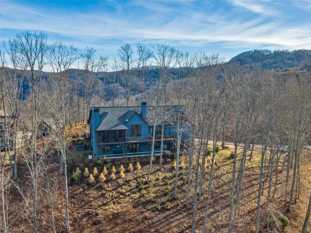 1839 Grandview Drive Tuckasegee, NC 28783