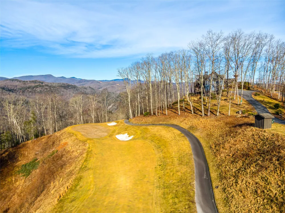 1839 Grandview Drive Tuckasegee, NC 28783