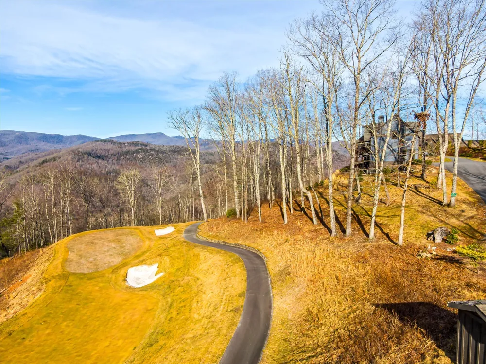 1839 Grandview Drive Tuckasegee, NC 28783