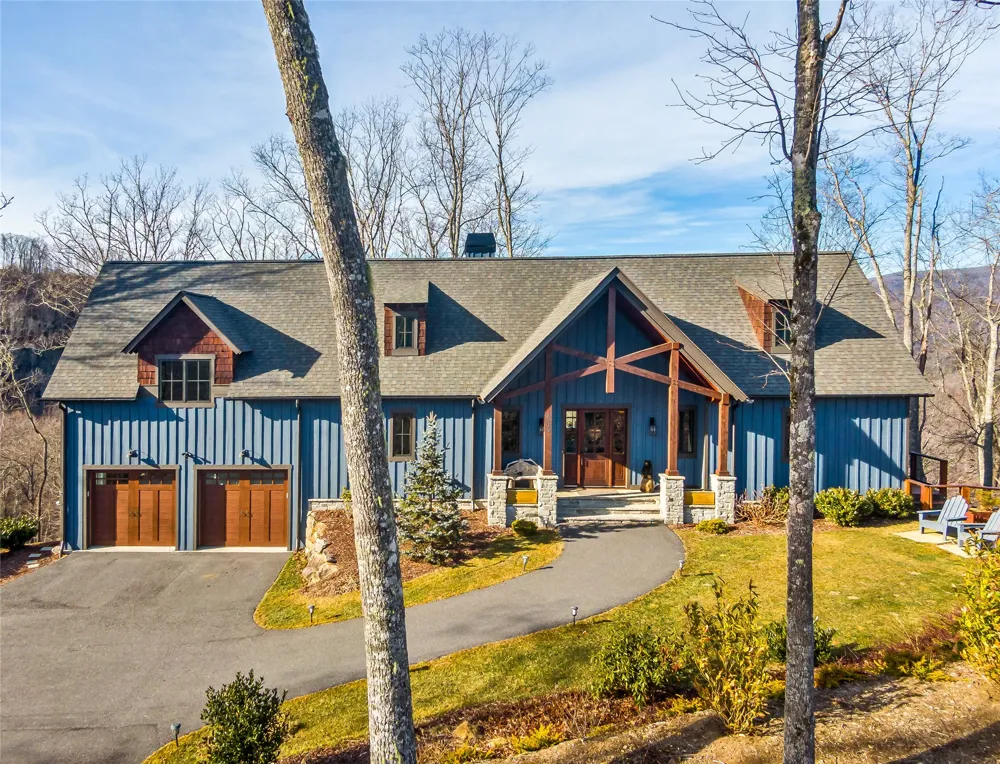 1839 Grandview Drive Tuckasegee, NC 28783