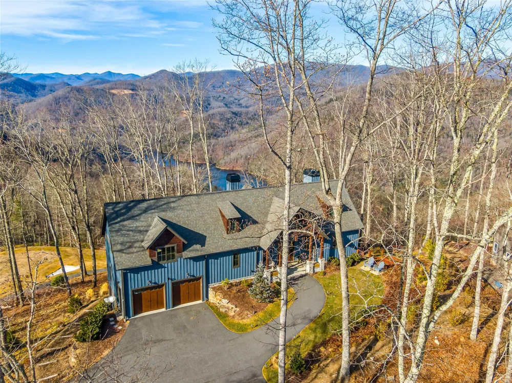 1839 Grandview Drive Tuckasegee, NC 28783