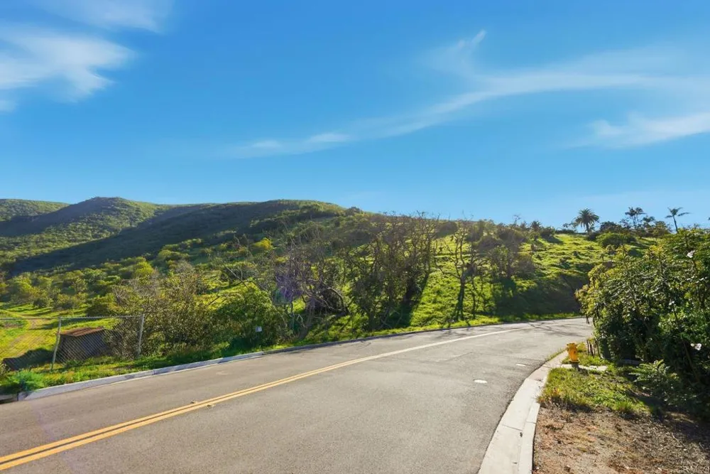 1790 La Plaza Drive San Marcos, CA 92078