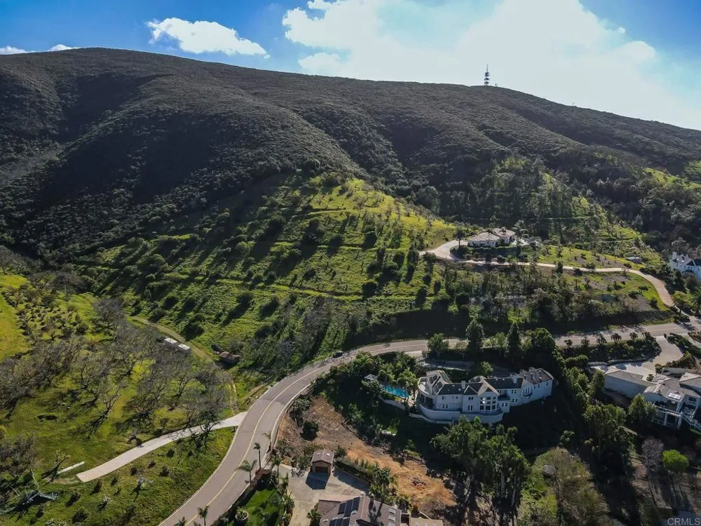 1790 La Plaza Drive San Marcos, CA 92078