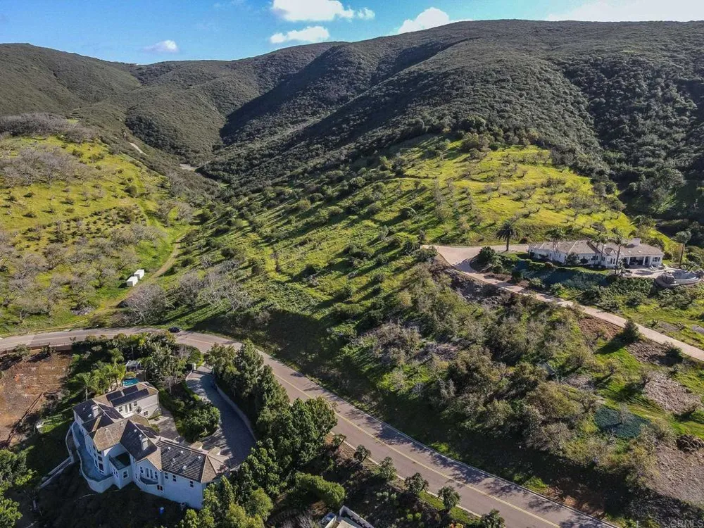 1790 La Plaza Drive San Marcos, CA 92078