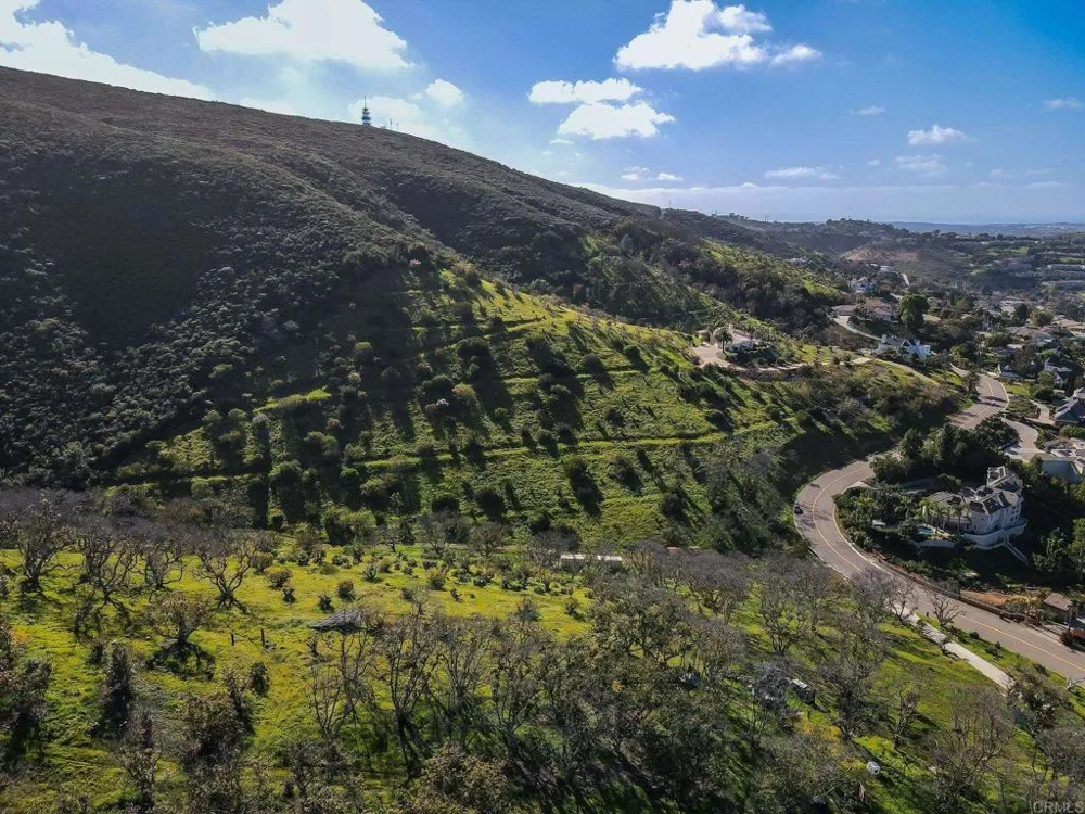 1790 La Plaza Drive San Marcos, CA 92078