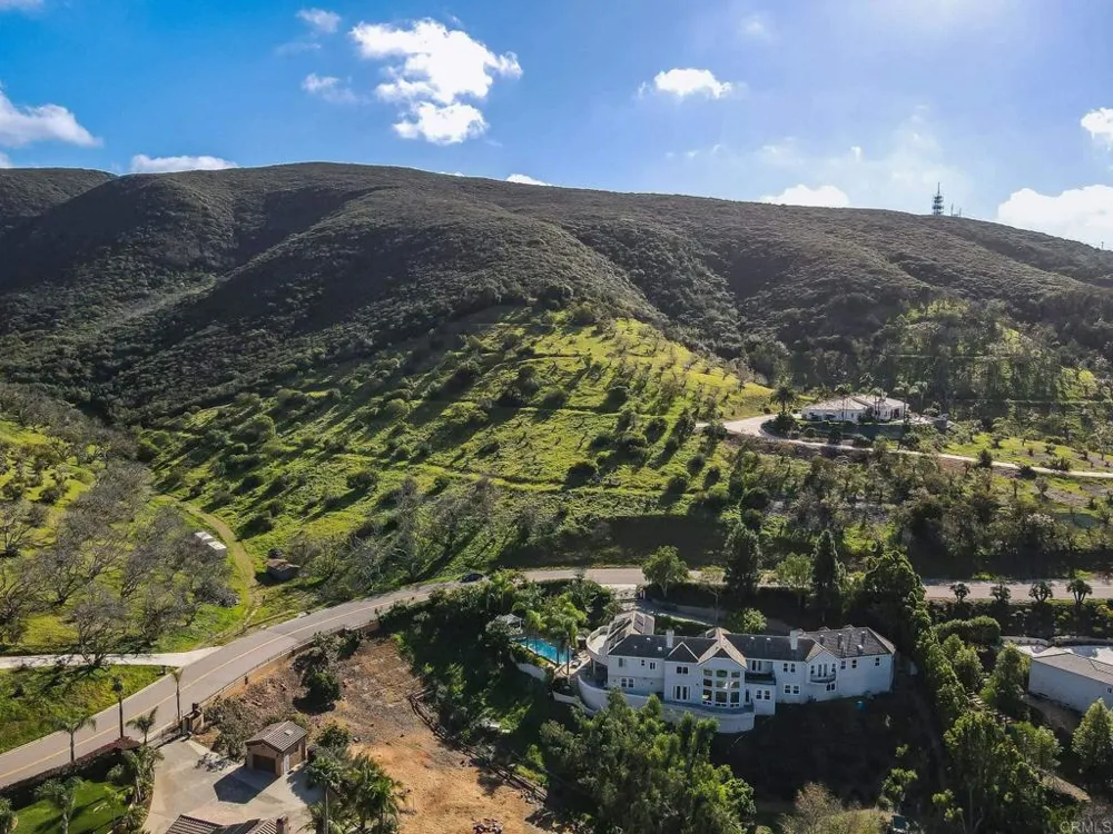 1790 La Plaza Drive San Marcos, CA 92078