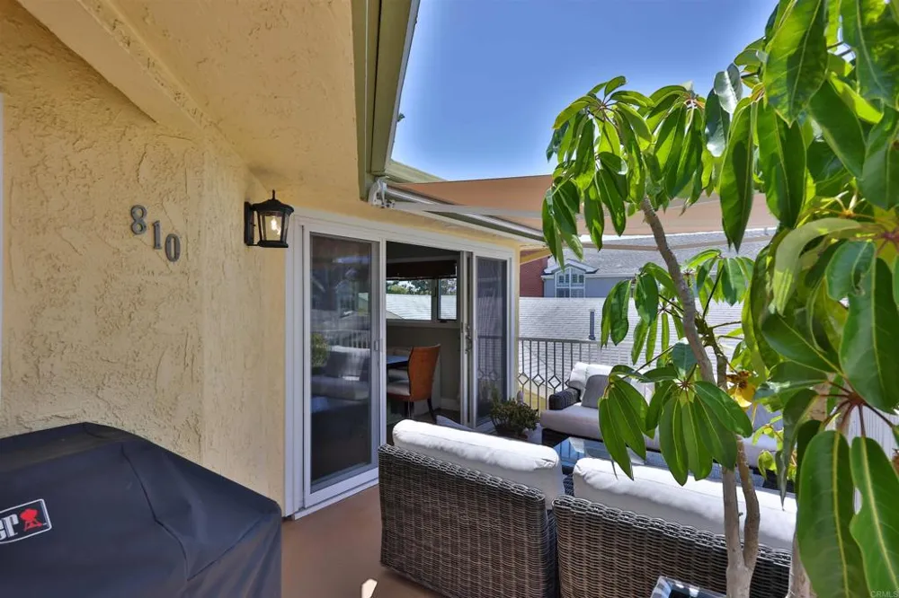 810 D AVENUE Coronado, CA 92118