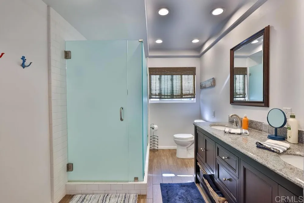 79 half moon bend Coronado, CA 92118