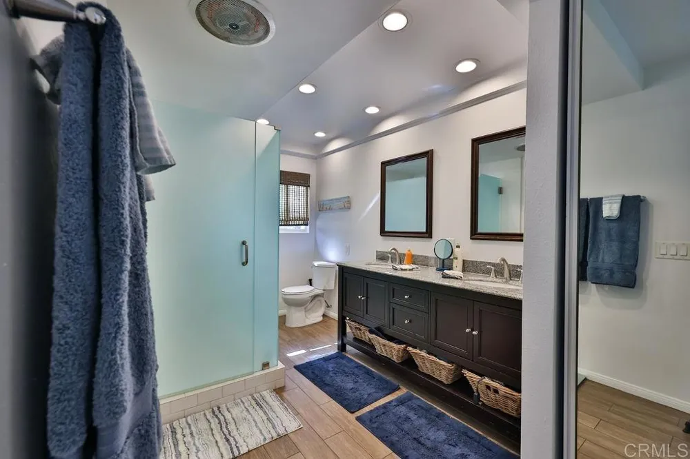 79 half moon bend Coronado, CA 92118